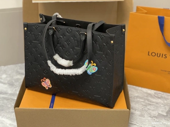 WIS MM YK LOUIS VUITTON X ONTHEGO 0721